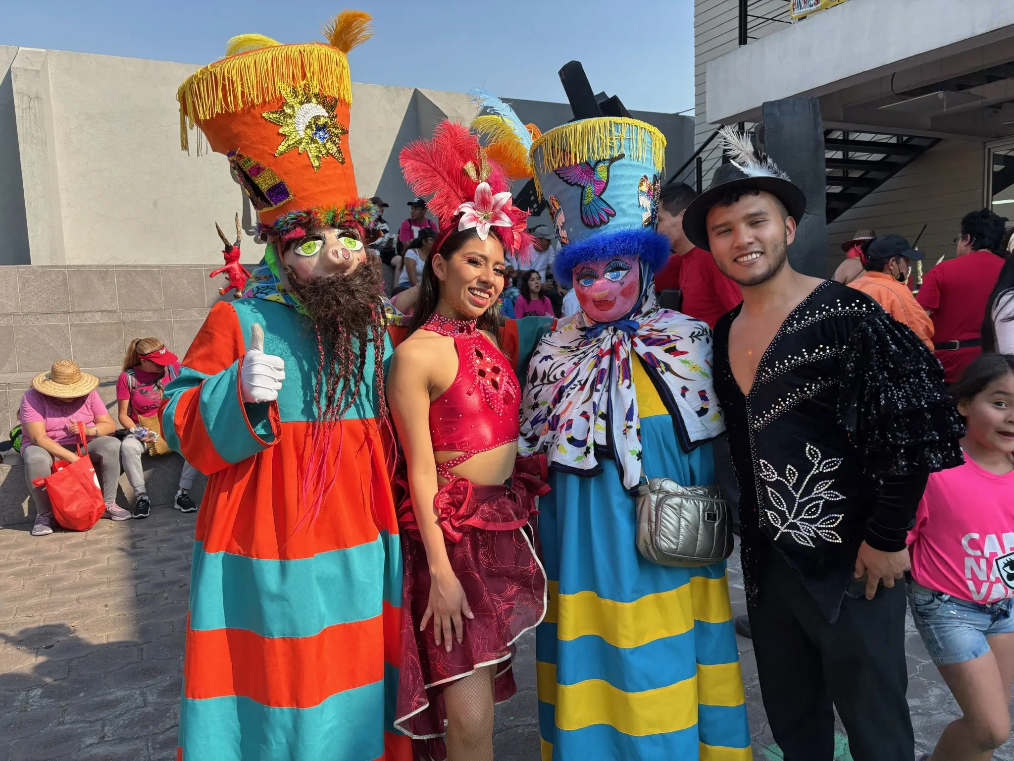 Presentacion en evento de la academia