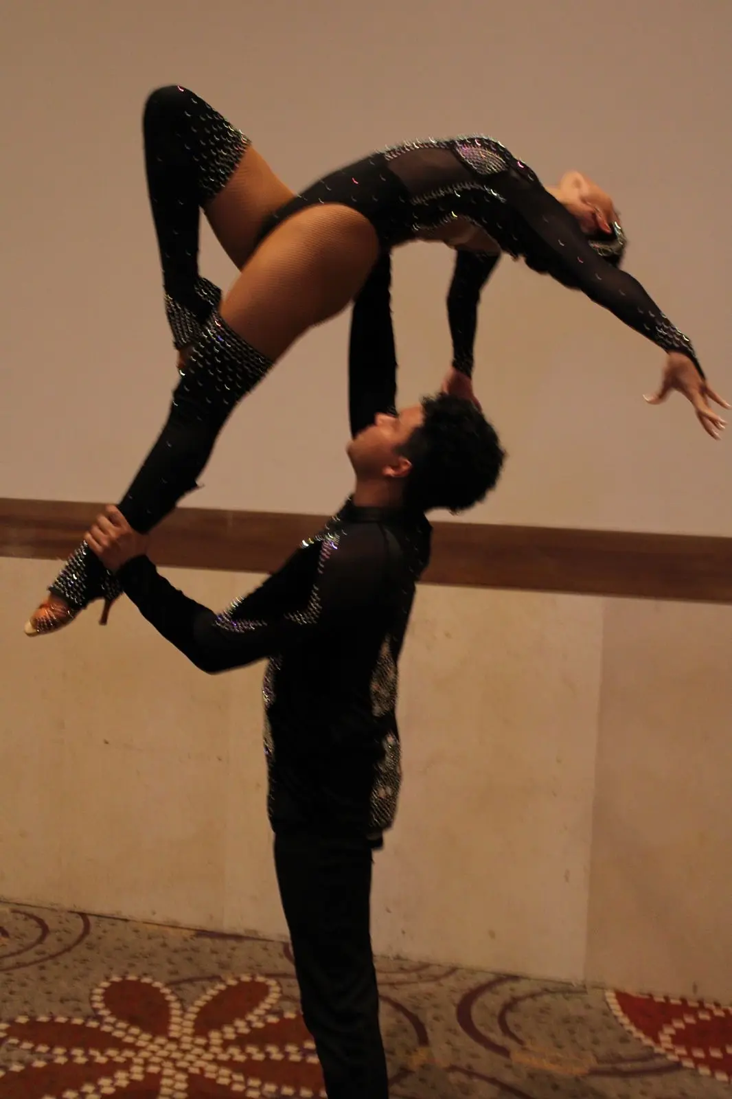 Presentacion en evento de la academia