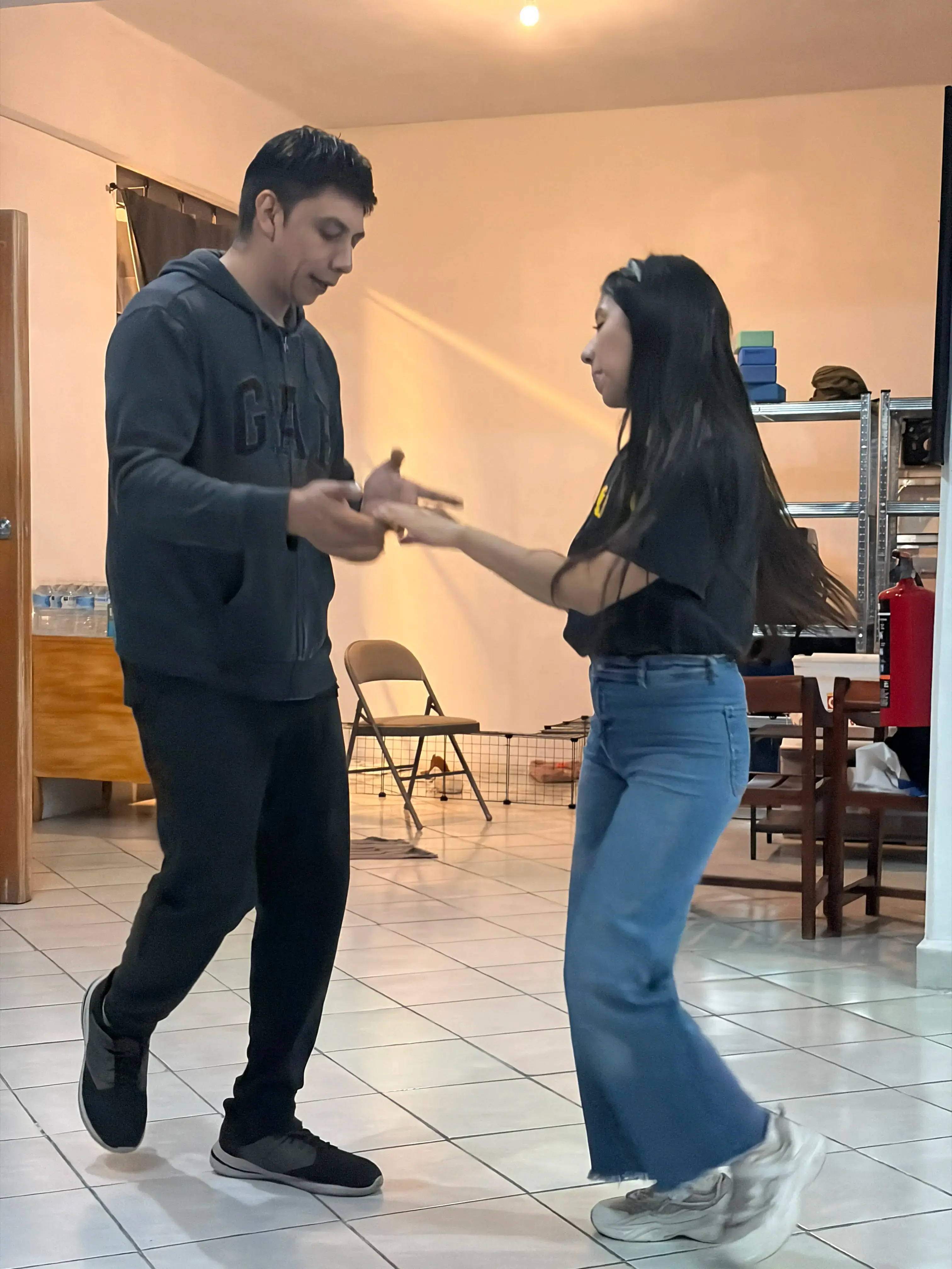 Presentacion en evento de la academia